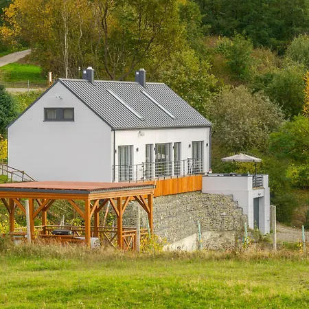 Dabrowka W Winiarni Tatil Evi